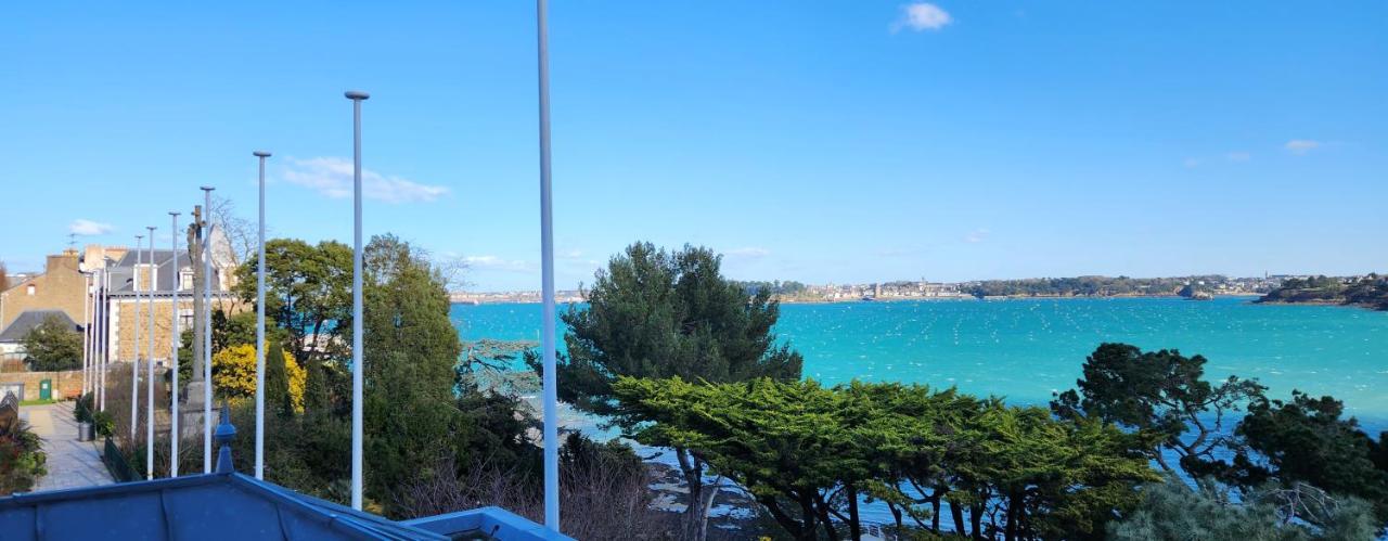 Restaurant Hotel Didier Meril Dinard Exterior photo