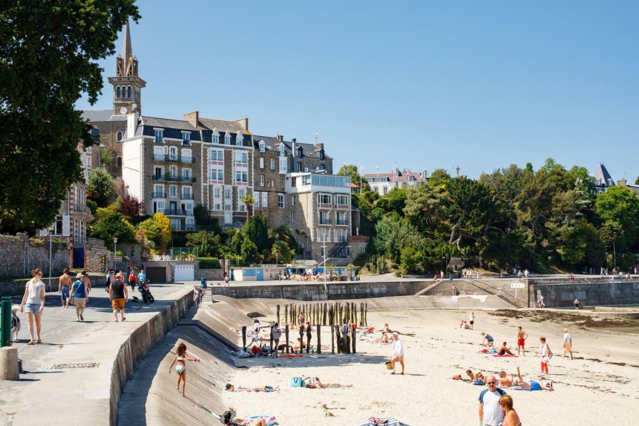 Restaurant Hotel Didier Meril Dinard Exterior photo